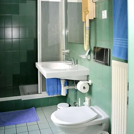 Du Port 3* 빌레뉴브