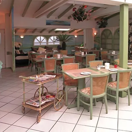 Du Port 3* 빌레뉴브