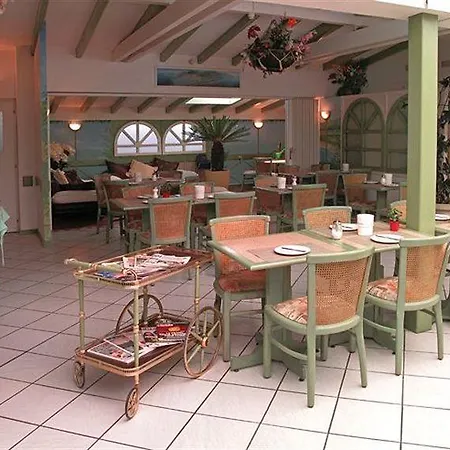 Hotel Du Port