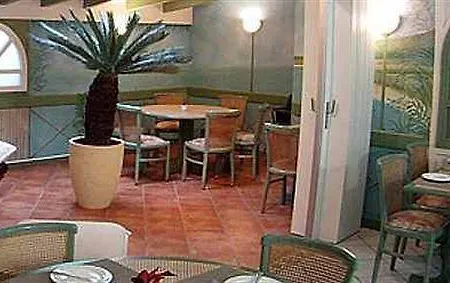 Hotel Du Port