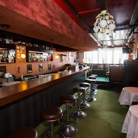 Du Port 3* 빌레뉴브