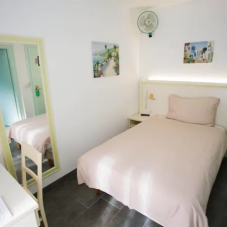 Du Port Hotel 3*