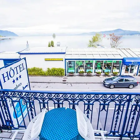 Hotel Du Port Villeneuve