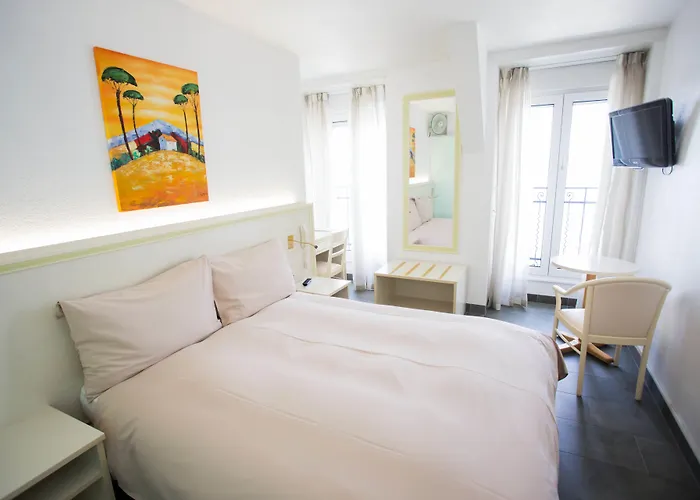 Du Port Hotel Villeneuve