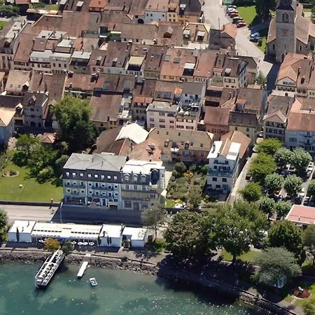 Hotel Du Port Villeneuve