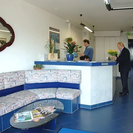 Du Port 3* Villeneuve